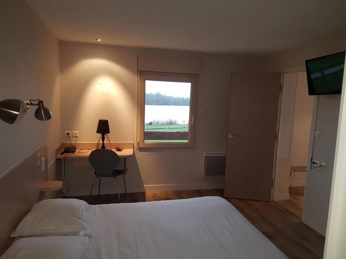 Logis Hotel Restaurant La Vieille Ferme, Macon Nord Sance Екстер'єр фото