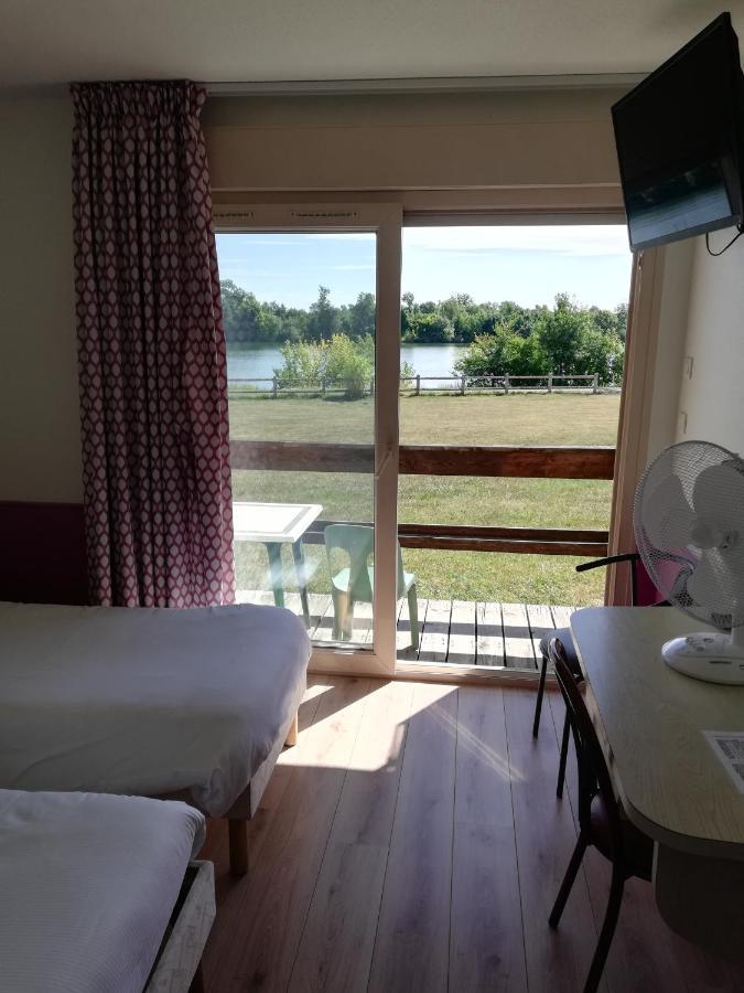 Logis Hotel Restaurant La Vieille Ferme, Macon Nord Sance Екстер'єр фото