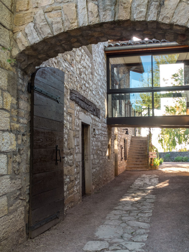 Logis Hotel Restaurant La Vieille Ferme, Macon Nord Sance Екстер'єр фото